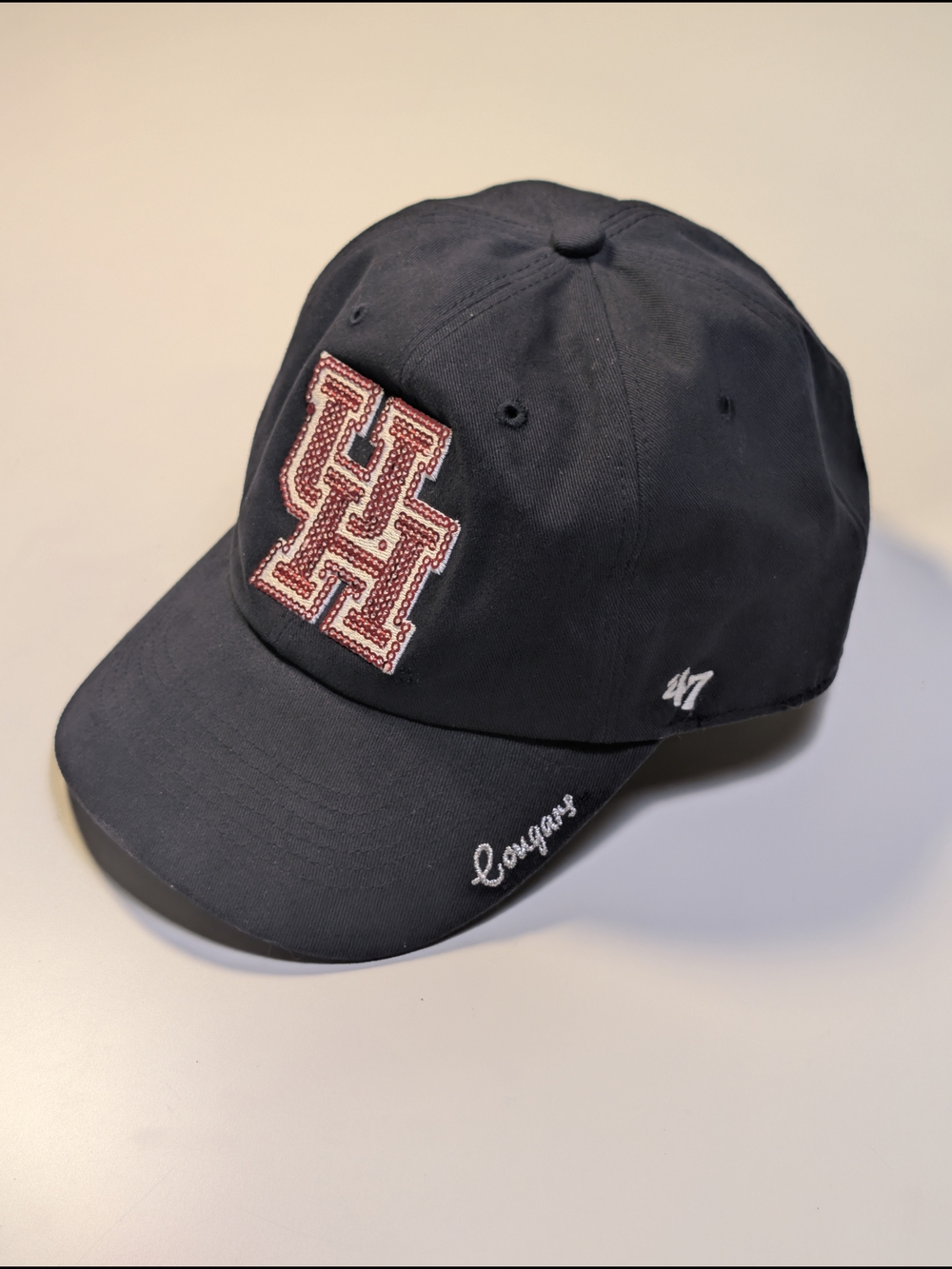 University of Houston Cougars Hat Womens '47 Brand Sequin UH Logo Black Red NCAA